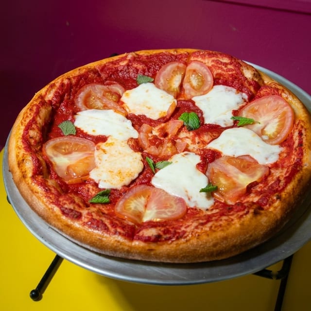 Margherita Pizza.