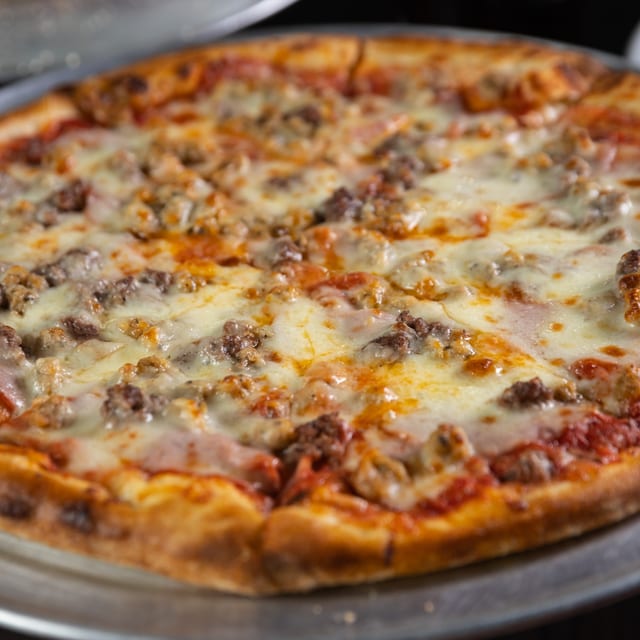 16" X-Large Pizza/Build your own.